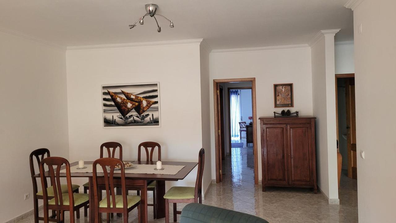 Excelente Apartamento - Da Falésia - Alfamar - Zona Tranquila Apartamento *