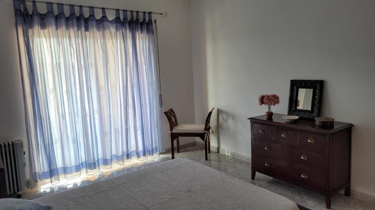 Excelente Apartamento - Da Falésia - Alfamar - Zona Tranquila